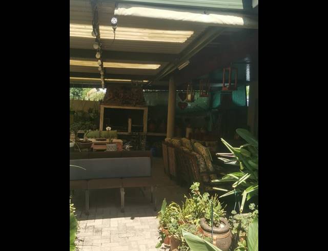 2 BEDROOM TOWNHOUSE FOR SALE IN VAALPARK